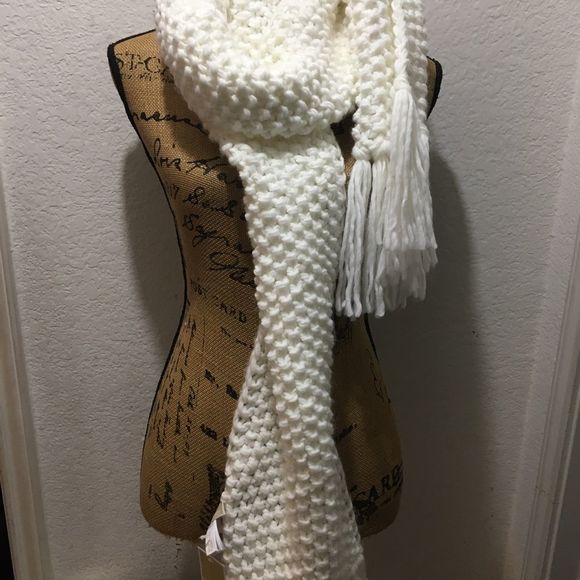 MICHAEL Michael Kors Accessories Nwt Michaelmichaelkors Cable Knit